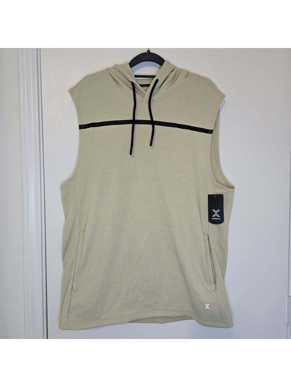 Xersion Sleeveless Hoodie Shirt Mens Sz L Sand Blokecore Sporty Athletic